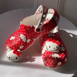 Hello Kitty Crocs W8 EUC red white 2 removable original Jibbitz